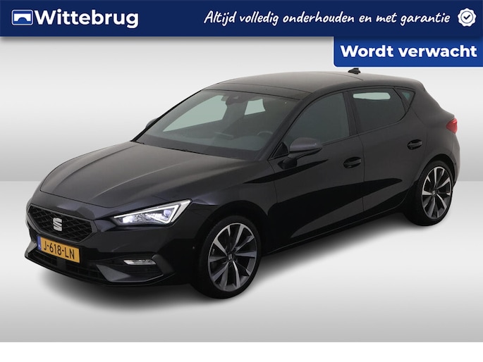 SEAT Leon 1.5 eTSI 150pk FR Launch Edition DSG Automaat / Panoramadak / Navi / LM 18 inch / Camera / LED / Park Assist