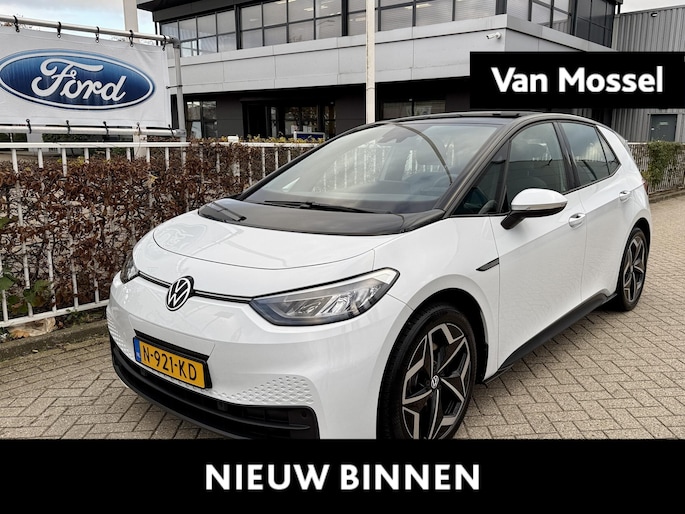 Volkswagen ID.3 ID.3 45 kWh Pure Comfort | Navigatie | Parkeersensoren | EATC