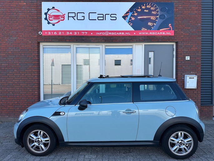 MINI One Benzine Handmatig in Sprang-Capelle kopen? - AutoWeek