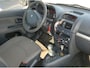 Renault Clio 1.5 Dci 82pk 3drs. Authentique C staat in de krim.