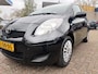 Toyota Yaris 1.0 VVT-i Access*AIRCO*STUURBEKR.*ELLEK.PAKKET*AUX*O.BOEKJES