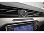 Volkswagen Passat GTE incl winterset Virtual Panodak Leer Camera Trekh