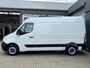 Opel Movano 2.3 CDTI L2H2 126pk Airco Cruise controle Trekhaak 2500 kg Camera Parkeerhulp achter Euro 5 Bpm vrij 1e eigenaar Dealer onderhouden Ook ideaal voor ombouw naar camper !!