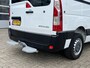 Opel Movano 2.3 CDTI L2H2 126pk Bpm vrij Airco Cruise controle Trekhaak 2500 kg Camera Parkeerhulp achter Euro 5 Bpm vrij 1e eigenaar Dealer onderhouden Ook ideaal voor ombouw naar camper !!