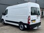 Opel Movano 2.3 CDTI L2H2 126pk Bpm vrij Airco Cruise controle Trekhaak 2500 kg Camera Parkeerhulp achter Euro 5 Bpm vrij 1e eigenaar Dealer onderhouden Ook ideaal voor ombouw naar camper !!
