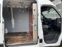 Opel Movano 2.3 CDTI L2H2 126pk Bpm vrij Airco Cruise controle Trekhaak 2500 kg Camera Parkeerhulp achter Euro 5 Bpm vrij 1e eigenaar Dealer onderhouden Ook ideaal voor ombouw naar camper !!