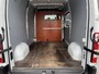 Opel Movano 2.3 CDTI L2H2 126pk Bpm vrij Airco Cruise controle Trekhaak 2500 kg Camera Parkeerhulp achter Euro 5 Bpm vrij 1e eigenaar Dealer onderhouden Ook ideaal voor ombouw naar camper !!