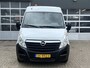 Opel Movano 2.3 CDTI L2H2 126pk Bpm vrij Airco Cruise controle Trekhaak 2500 kg Camera Parkeerhulp achter Euro 5 Bpm vrij 1e eigenaar Dealer onderhouden Ook ideaal voor ombouw naar camper !!