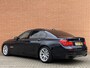 BMW 7-Serie 740d High Executive M-pakket | Head-Up Display | Softclose | Adaptieve cruise control | 19" Lichtmetaal  | Camera | Leder | Navigatie | Elektrisch Stuurwiel | Stuurwielverwarming
