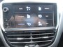 Peugeot 2008 1.2 PureTech automaat, Airco(automatisch), Multimediasysteem, Navigatie, Bluetooth telefoonverbinding, Cruise control, Parkeersensoren, Elektrische ramen en spiegels(inklapbaar), Zeer nette auto, BOVAG