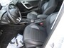 Peugeot 2008 1.2 PureTech automaat, Airco(automatisch), Multimediasysteem, Navigatie, Bluetooth telefoonverbinding, Cruise control, Parkeersensoren, Elektrische ramen en spiegels(inklapbaar), Zeer nette auto, BOVAG