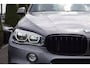 BMW X5 M50D X Drive Autom Panodak Soft Close Head Up Navi 360 Camera Luchtvering Clima x PDC LMV Trekhaak ENZ NL Auto.