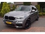 BMW X5 M50D X Drive Autom Panodak Soft Close Head Up Navi 360 Camera Luchtvering Clima x PDC LMV Trekhaak ENZ NL Auto.