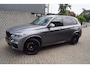 BMW X5 M50D X Drive Autom Panodak Soft Close Head Up Navi 360 Camera Luchtvering Clima x PDC LMV Trekhaak ENZ NL Auto.