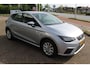 SEAT Ibiza 1.0-96pk TSI Style. NIEUWSTE MODEL. Volautm. airco, camera, elektr ramen v+a, LED verlichting, stoelverwarming, metallic lak, Isofix, LM wielen, Apple Carplay / Android auto etc. In nieuwstaat !
