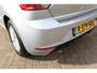 SEAT Ibiza 1.0-96pk TSI Style. NIEUWSTE MODEL. Volautm. airco, camera, elektr ramen v+a, LED verlichting, stoelverwarming, metallic lak, Isofix, LM wielen, Apple Carplay / Android auto etc. In nieuwstaat !