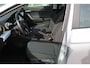 SEAT Ibiza 1.0-96pk TSI Style. NIEUWSTE MODEL. Volautm. airco, camera, elektr ramen v+a, LED verlichting, stoelverwarming, metallic lak, Isofix, LM wielen, Apple Carplay / Android auto etc. In nieuwstaat !
