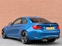 BMW M2 DCT Coupé | 370 PK! | Harman/Kardon | DAB | Leder | Carbon | Camera | 19" Lichtmetaal | Lane Assist | LED | Memory Seat | Navigatie | Cruise Control |