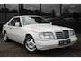 Mercedes-Benz 200-Serie 200-500 (W124) 220 CE Automaat, ORIGINEEL!
