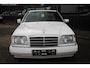 Mercedes-Benz 200-Serie 200-500 (W124) 220 CE Automaat, ORIGINEEL!