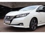 Nissan Leaf | Tekna 40 kWh | 360 Camera | Parelmoer | Lederen Bekleding | Apple Carplay | Zwart Dak