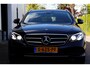 Mercedes-Benz E-klasse Estate 300 de Premium Plus Plug in Hybride 9-G Aut.*BTW*Perfect Onderh.*Elek. Trekhaak/Half Leder/Stoelverw./Head-Up/ACC/Xenon/LED/Keyless Entry+Go/Elek. Klep/Dodehoek/Rijstrook/Apple Carplay-Android/Camera/Parkeersens.V+A*