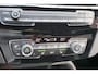 BMW X1 sDrive20i High Executive l Sfeer l HUD l Groot Navigatie l Cruise Adaptief l Camera l Stoelverwarming l LED