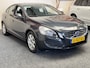 Volvo S60 1.6 T3 KINETIC CRUISE CONTROL CLIMATE CONTROL BLUETOOTH TELEFOON MEDIA VOORBEREIDING PDC  AFN. TREKHAAK ZEER MOOI !! LEEN AUTO