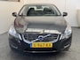 Volvo S60 1.6 T3 KINETIC CRUISE CONTROL CLIMATE CONTROL BLUETOOTH TELEFOON MEDIA VOORBEREIDING PDC  AFN. TREKHAAK ZEER MOOI !! LEEN AUTO