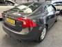 Volvo S60 1.6 T3 KINETIC CRUISE CONTROL CLIMATE CONTROL BLUETOOTH TELEFOON MEDIA VOORBEREIDING PDC AFN. TREKHAAK ZEER MOOI !!