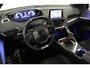 Peugeot 3008 GT-LINE 130PK PARELMOER SCHITTEREND MODEL.