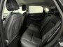 Hyundai Kona Electric EV Premium 64 kWh | BTW-Auto | Lederen Bekleding | Warmtepomp | HUD | Stoel/Stuurverwarming/- & verkoeling | Stuurverwarming | Achteruitrij camera | Apple Carplay/Android Auto | Dodehoek detectie | Keyless | Navigatie |