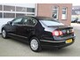 Volkswagen Passat 1.8 TFSI Comfortline Nederlandse auto, Navigatie, Clima, Zwart Metallic.
