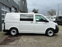 Volkswagen Transporter 2.0 TDI L1H1 BlueMotion L1H1 Achterklep Kastinrichting Omvormer Airco Cruise control Usb aansluiting Bury Parkeersensoren voor en achter 1e eigenaar Euro 5