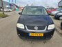 Volkswagen Touran 2.0-16V FSI Highline Clima Bj:2005 NAP!