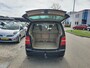 Volkswagen Touran 2.0-16V FSI Highline Clima Bj:2005 NAP!