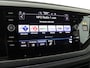 Volkswagen Taigo 1.0 TSI 110 6MT R-Line SUV | Handgeschakeld | Multimedia Pakket | R-Line exterieurpakket 'Black Style' | Digitaal instrumentenpaneel Pro (Digital Cockpit Pro) | We connect Plus (abonnement 36 maanden) | Dak Pakket