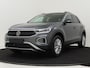 Volkswagen T-Roc 1.0 TSI 110 6MT Life Rijstrookbehoudassistent (Lane Assist) | Zijruiten achter en achterruit getint, 65% lichtabsorberend