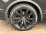 Volkswagen Tiguan 1.5 150pk DSG R-Line Business+ Black Style | Grote navi | PDC | ACC | Stuur en stoelverwarming