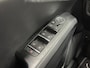 Kia e-Soul 64kWh ExecutiveLine Adaptief cruise control | Stoelverwarming en Koeling | Stuurwielverwarming |  Achteruit rijcamera | Climate control | Keyless start/entry