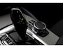 BMW 5-Serie M550i V8 462PK xDrive High Executive*Perfect BMW Onderh.*Bowers&Wilkins Diamond/Co-Pilot Pack/Softclose/Nachtzicht/Head-Up/Apple Carplay-Android/M-Stof/Stoelverw./Stuurwielverw./360/Adapt. Koplampen/Elek. Achterklep/Standkachel/VOL*