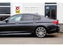 BMW 5-Serie M550i V8 462PK xDrive High Executive*Perfect BMW Onderh.*Bowers&Wilkins Diamond/Co-Pilot Pack/Softclose/Nachtzicht/Head-Up/Apple Carplay-Android/M-Stof/Stoelverw./Stuurwielverw./360/Adapt. Koplampen/Elek. Achterklep/Standkachel/VOL*