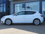SEAT Leon 1.0 EcoTSI Style Business Intense, Carplay + Android Auto / Keyless / Climate control / Parkeersensoren / Cruise control