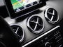 Mercedes-Benz GLA 180 Ambition (SCHUIF-/KANTELDAK, NAVIGATIESYSTEEM, CRUISE CONTROL, BLUETOOTH, BI-XENON, LM-VELGEN 18")