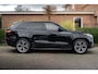 Land Rover Range Rover Velar 2.0 Turbo 250 PK 1e eigenaar AWD R-Dynamic Keyless Stoelverwarming Trekhaak 21''