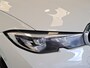 BMW 3-Serie 318i Executive Navigatie Clima Cruise PDC LM 157 PK! 24 Maanden garantie* (Vraag naar de voorwaarden)