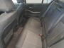 BMW 3-Serie 318i Executive Navigatie Clima Cruise PDC LM 157 PK!