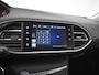 Peugeot 308 SW 1.2 PureTech Blue Lease + Trekhaak