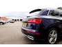 Audi Q5 55 TFSI e 367PK Plug in S-Line Quattro Competition*Perfect Audi Onderh.*BTW*1ste Eig!*Luchtvering/Panodak/Head-Up/Elek. Trekhaak/Keyless Entry+Go/S-Line Sportstoelen/Stoelverw./LED/DAB/19 inch LM*