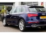 Audi Q5 55 TFSI e 367PK Plug in S-Line Quattro Competition*Perfect Audi Onderh.*BTW*1ste Eig!*Luchtvering/Panodak/Head-Up/Elek. Trekhaak/Keyless Entry+Go/S-Line Sportstoelen/Stoelverw./LED/DAB/19 inch LM*